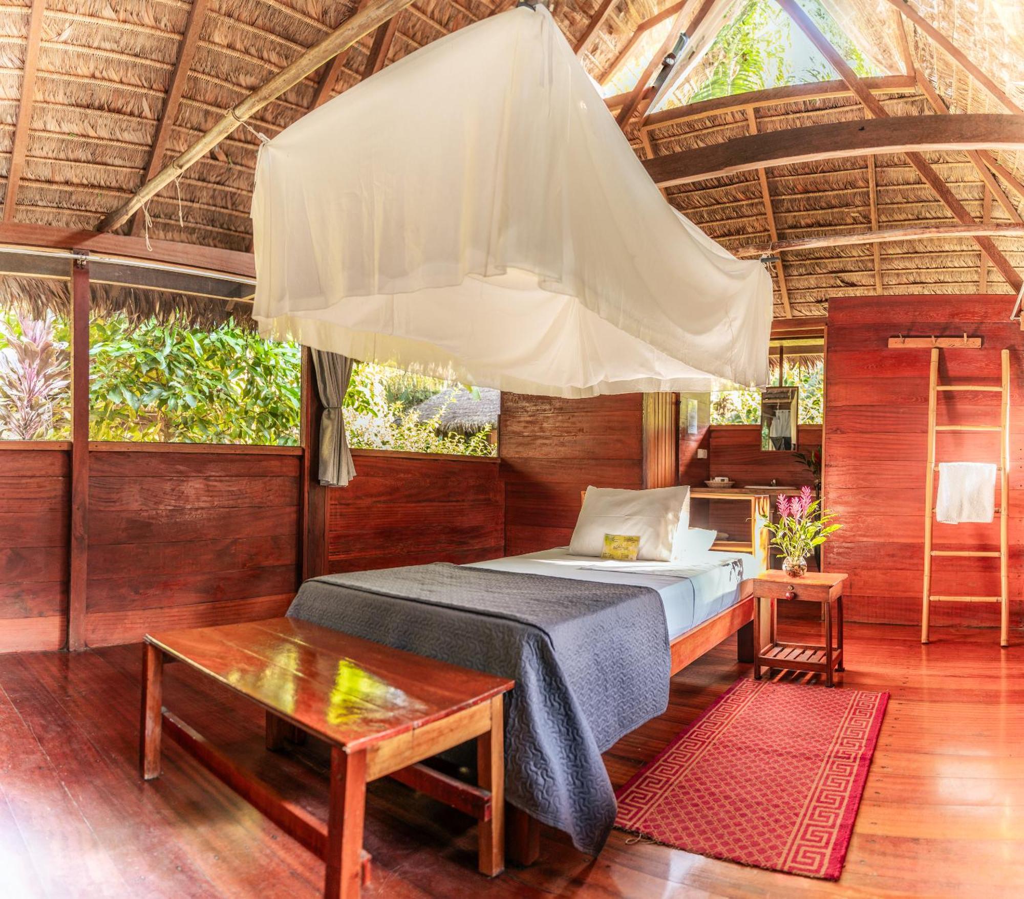 Ecolucerna Lodge Tambopata 马尔多纳多港 外观 照片